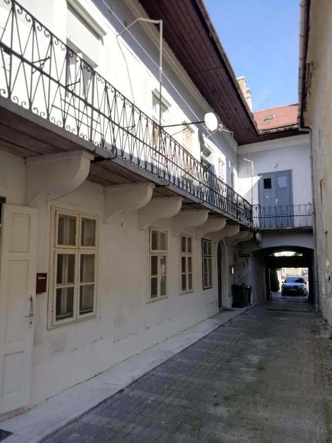 Via Tokaj Vendeghaz Apartment Satoraljaujhely Exterior photo